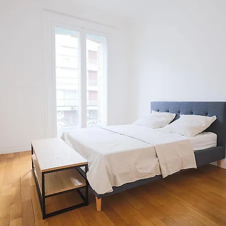Champs-elysees/ Montaigne: Sublime Apartman Párizs