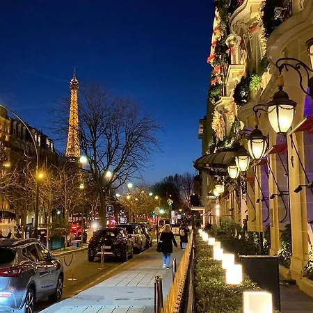 Champs-elysees/ Montaigne: Sublime Apartman